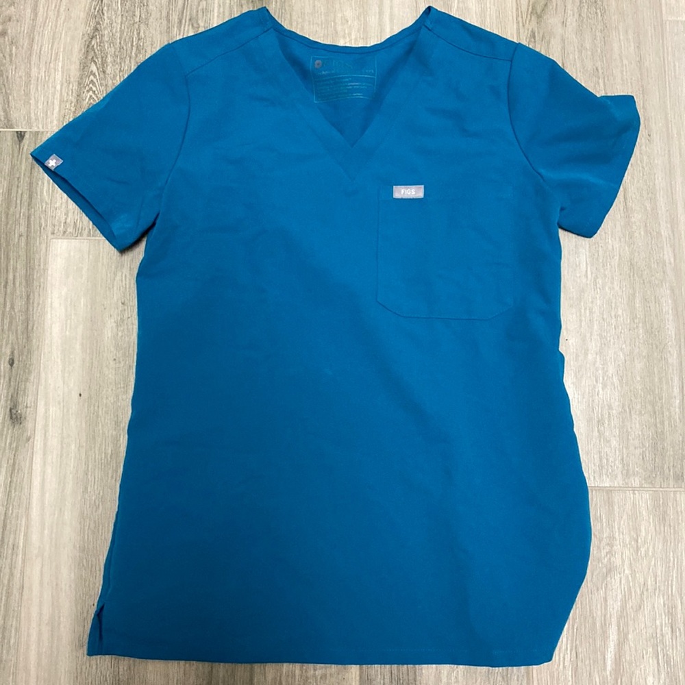 Figs Catarina scrub top